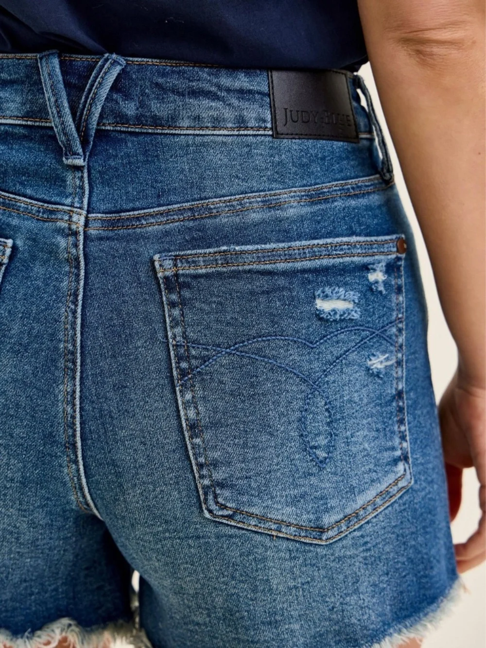 JUDY BLUE HIGH WAIST RIGID MAGIC RAW HEM VINTAGE DENIM CUT OFF SHORTS - Picture 4 of 5
